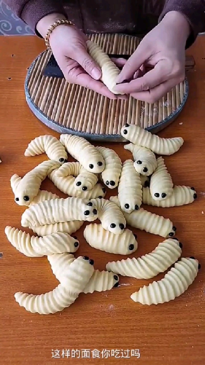 好看又好吃的毛毛虫花卷,你敢吃吗?#花样面食#