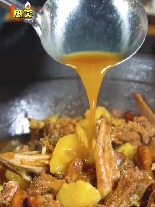 刚宰杀的新鲜大白鹅,农家散养