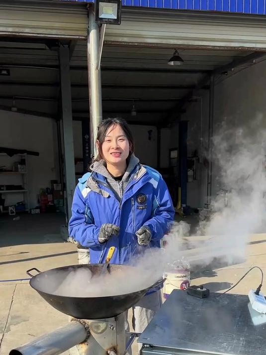 纯手工制造一个可以烧火做饭的炉子,觉得很实用,制作方法分享