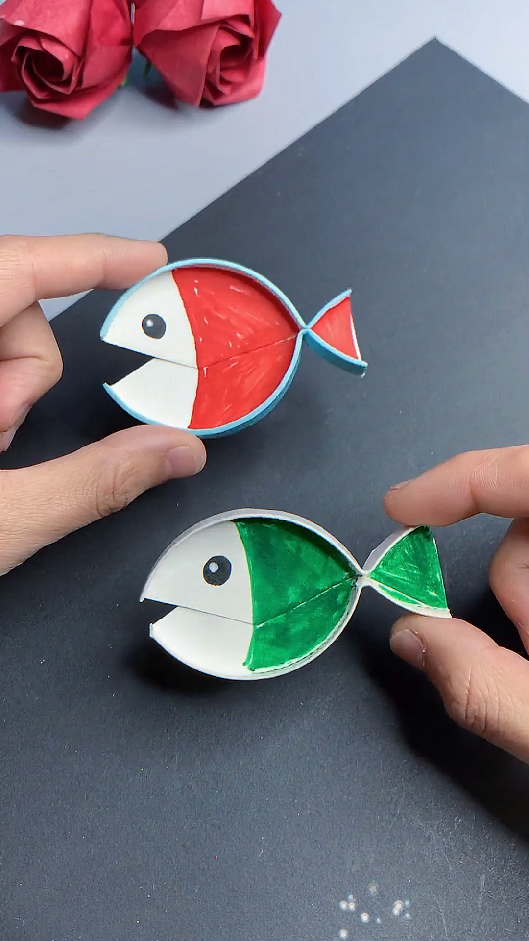 用过的纸杯不要丢,可以做成可爱的彩色小鱼,简单又创意十足#幼儿园手工 #手工diy