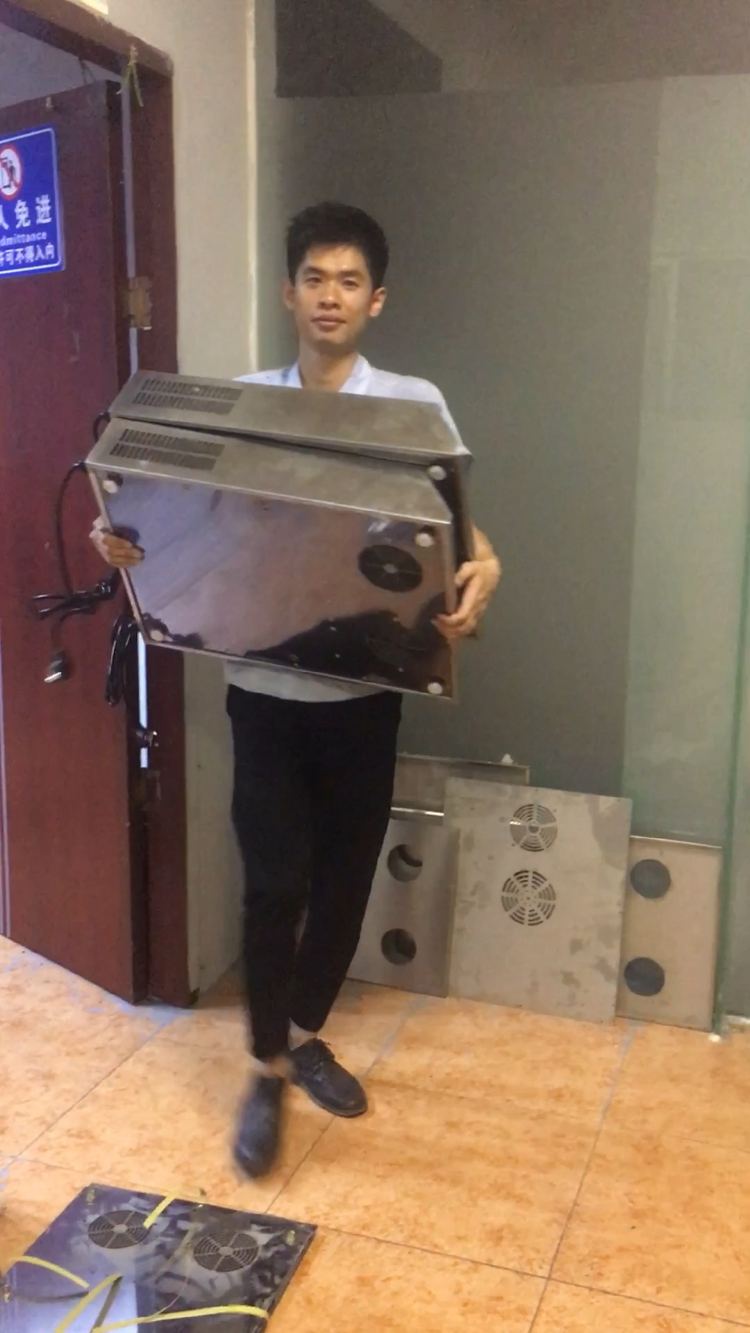 谁不是为了碎银几两,不然也不会过那么累