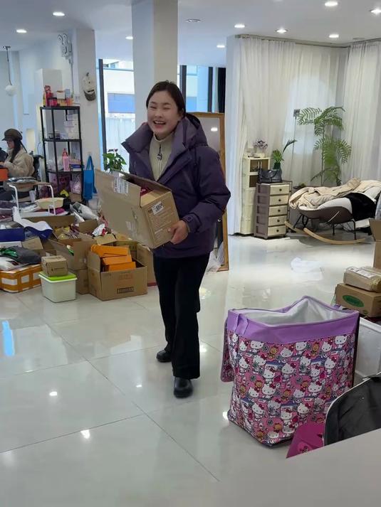 家里湿巾快用完的看过来,每包80抽的草莓熊湿巾来活动了