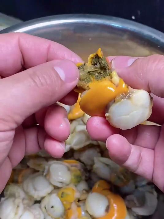 扇贝肉:肉厚无沙,吃着超放心