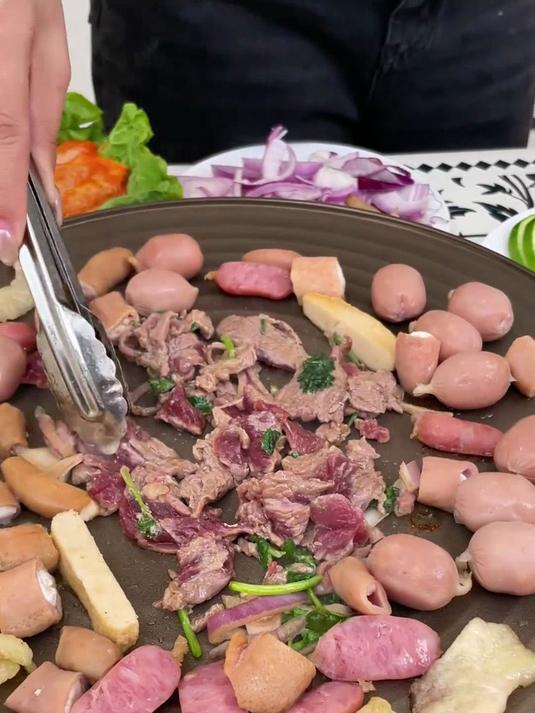 有了这个电烤盘，以后想吃烤肉在家自己做，味道跟店里的一样