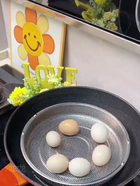 不锈钢于提蒸笼家用沥水篮蒸鸡蛋蒸架沥水不锈钢蒸笼
