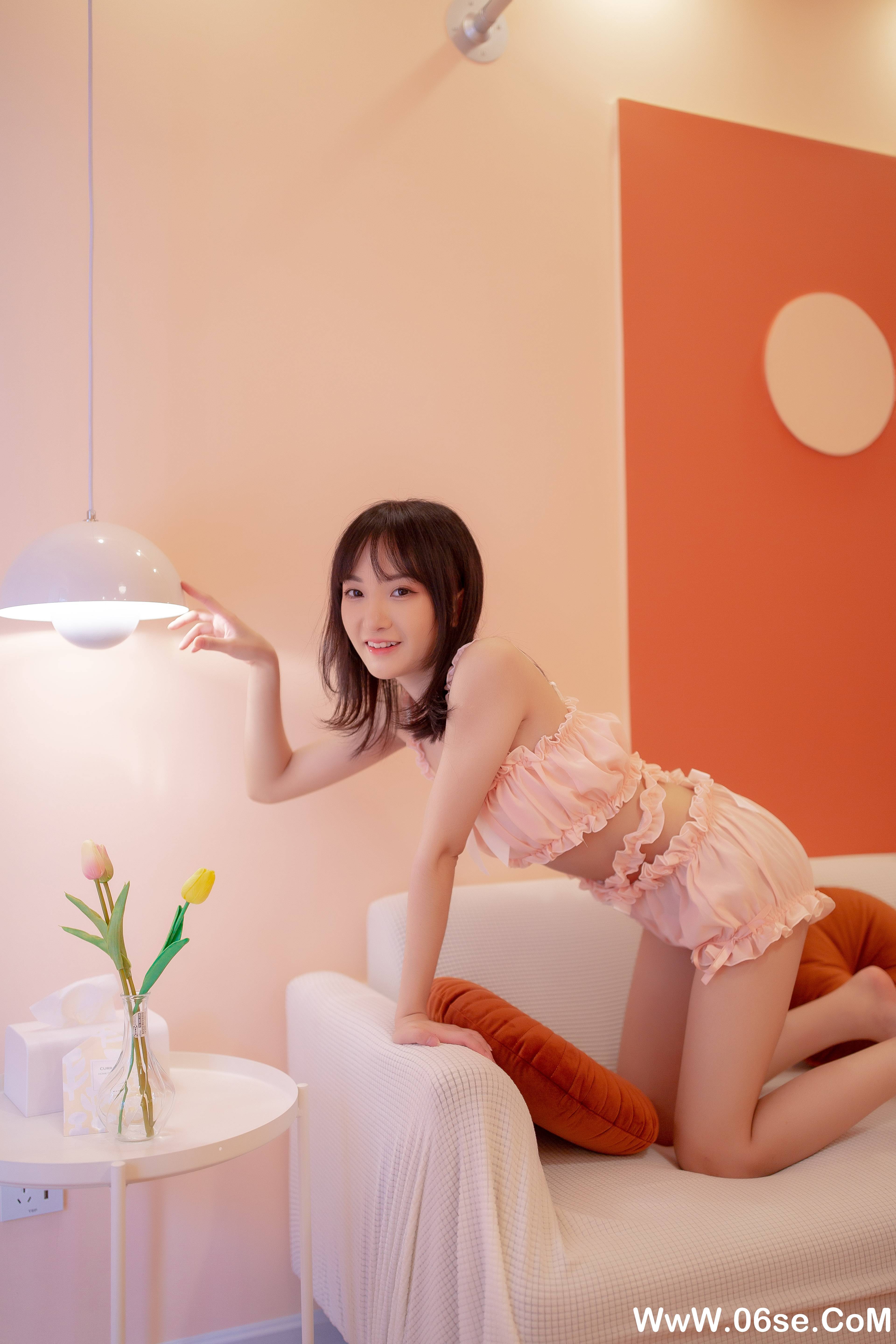 图片[9]-[YALAYI雅拉伊] 2020.09.02 NO.697 落落《女友宅日志》[57P+1P458M]-六色网