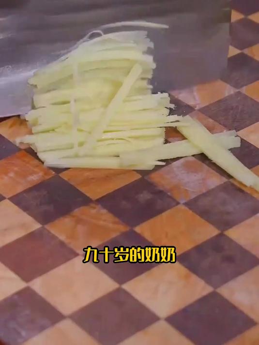 香油煎蛋,有多少人小时候吃过呢?
