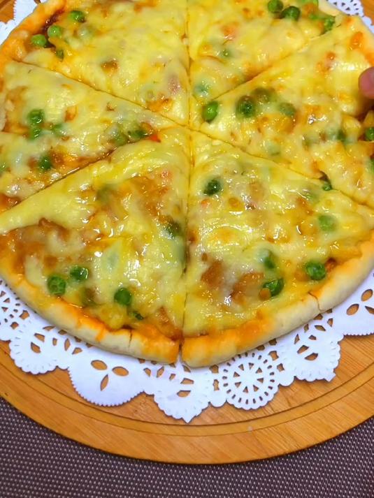 在家做披萨馅料十足做法简单
