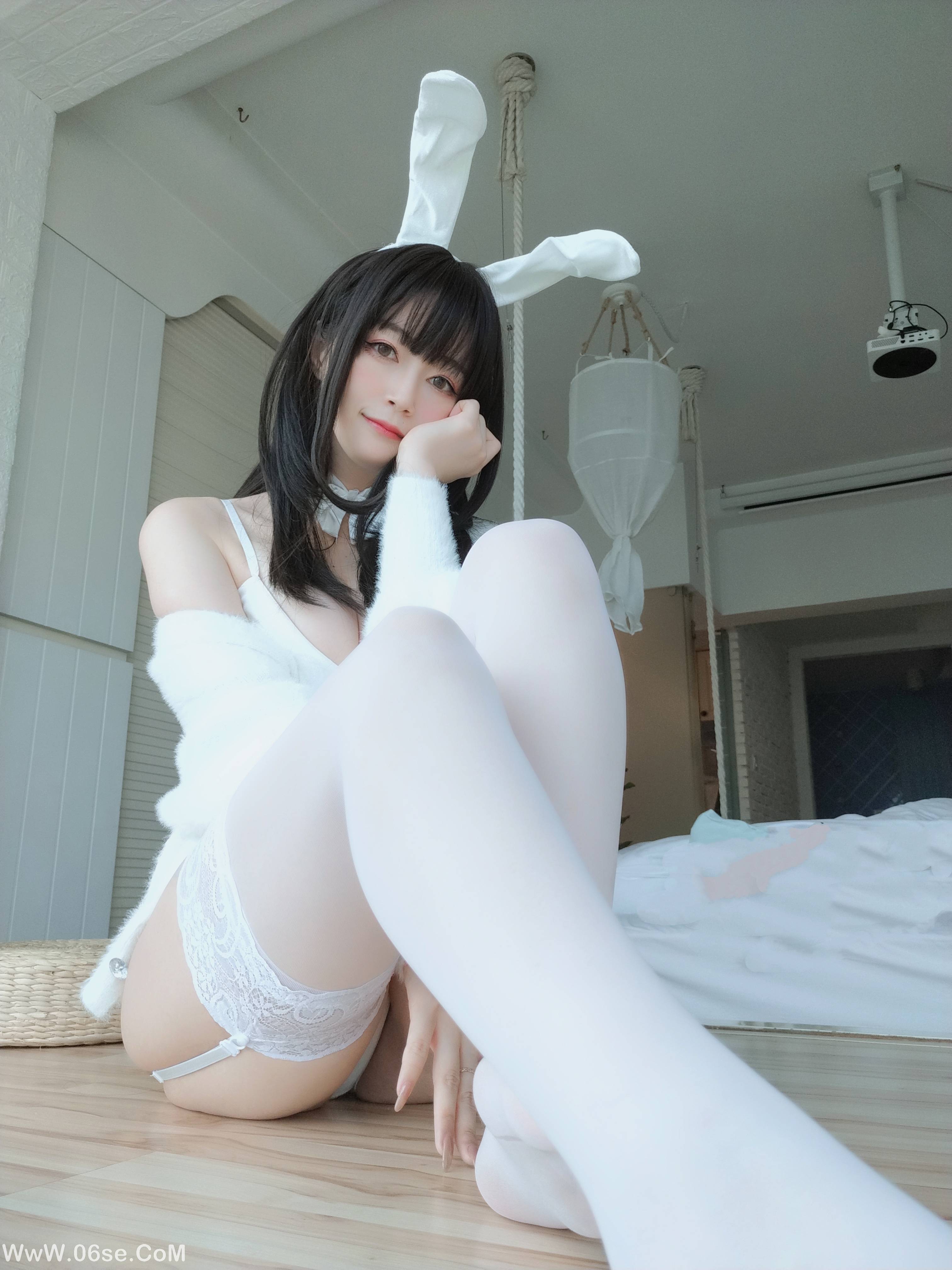 图片[35]-Coser小姐姐白银 NO.013 – 白丝兔子[108P+4V893M]-六色网