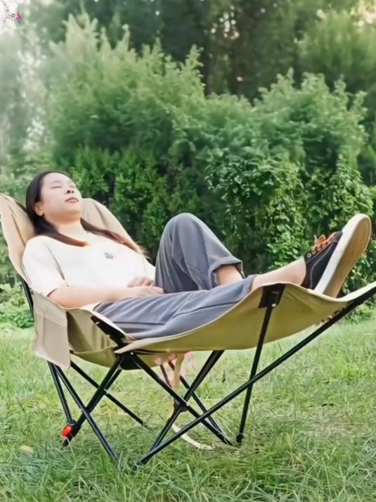 背包式钓鱼椅!折叠仅 78cm 长,配肩带背负,多地形适配