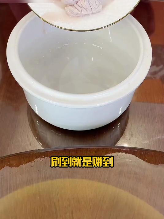 老人小孩都爱喝,独脚金瘦肉汤的温和力量