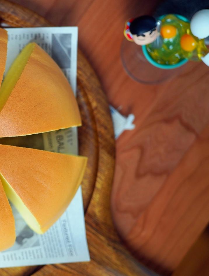 电饭锅做蛋糕怎么做好吃，2分钟教会你，没有烤箱也能吃蛋糕