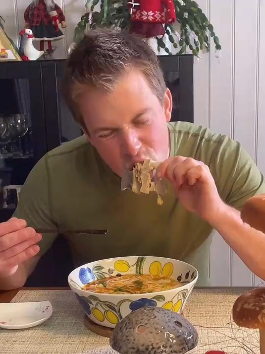 我居然在这边找到了猪脊骨,这个熬汤做米粉加鸡蛋绝绝子