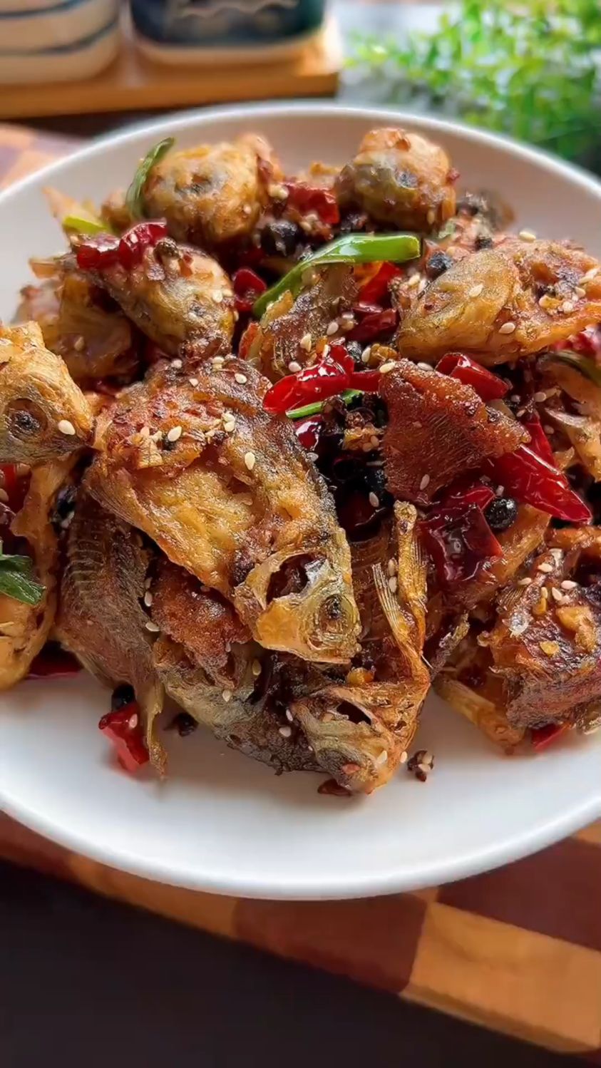 油炸小鲫鱼这样做
