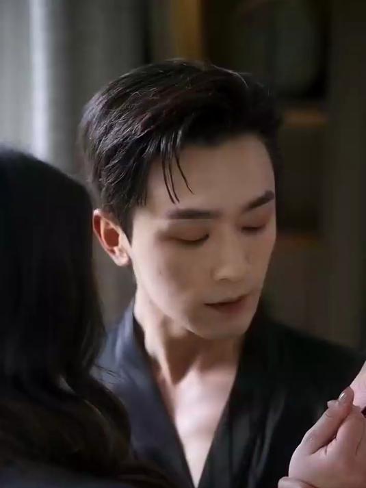 《爱如暖焰》第62集 是不是有点太哥刻了
