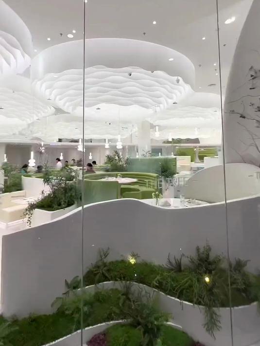 靠空间设计出圈的“新粤菜”味道让我有点意外……