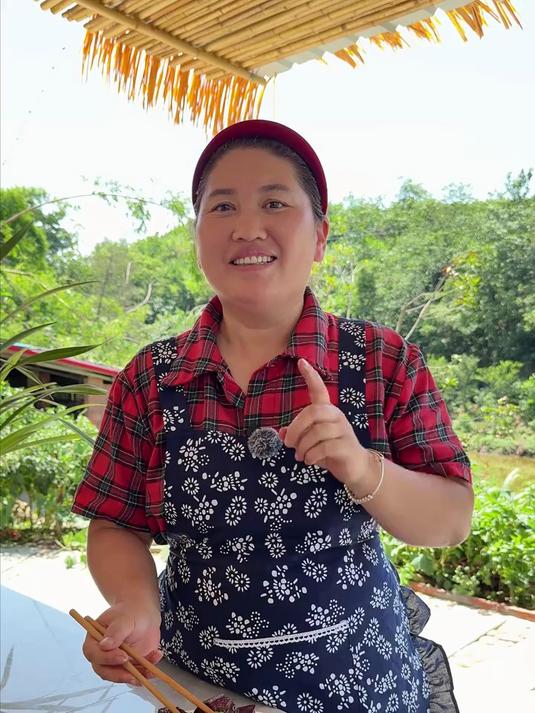 红烧肉最简单也是最好吃的做法,做出来入口即化,肥而不腻