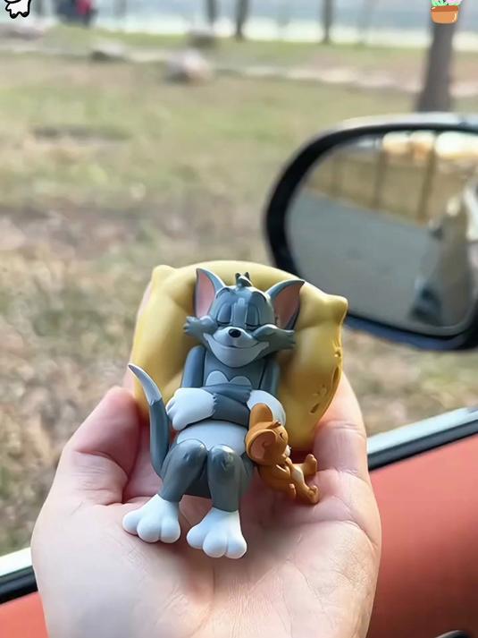 汤姆和杰瑞真是太可爱了,放在车里满满的童年回忆,太可爱了