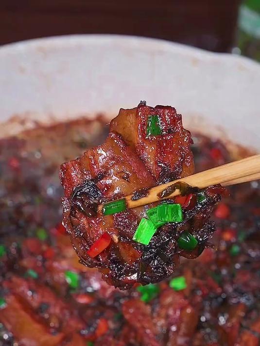 梅干菜烧肉的做法