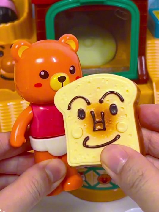 面包超人面包店开业咯