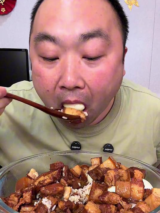 红烧肉盖饭
