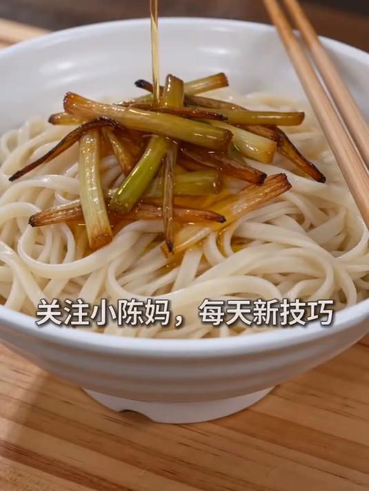 剥鸡蛋 剥不好 看我这个视频