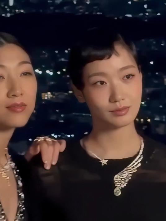 昆凌 小松菜奈 金高 银陈法拉同框,顶楼珠宝全黑礼服高级感拉满,好养眼