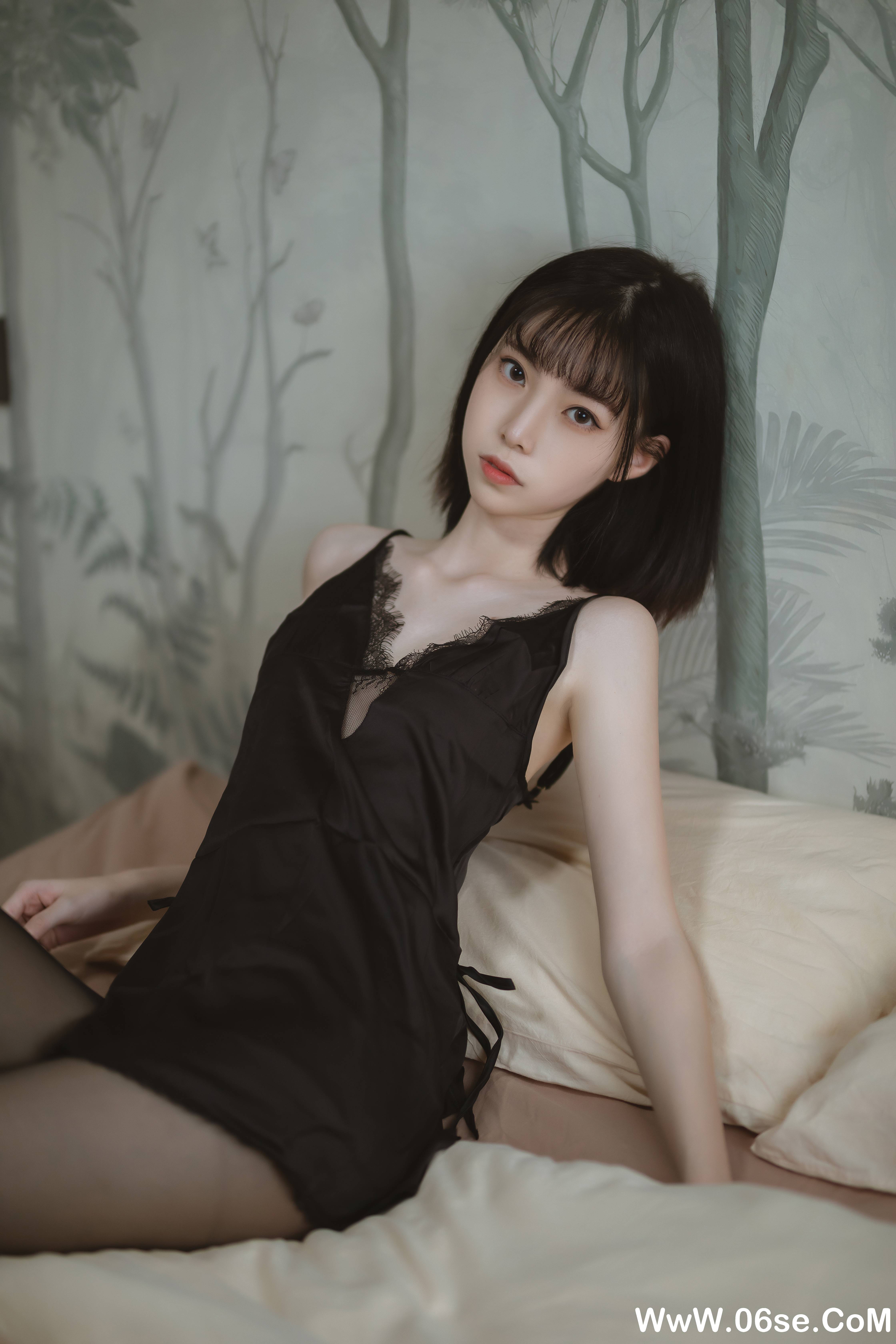 图片[6]-许岚 NO.006 — 黑色蕾丝睡衣[40P585M]-六色网