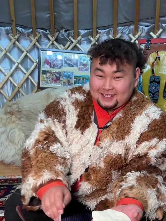 做个蒙古包子,解解馋 草原美食 牧民生活 蒙古包子 苏和