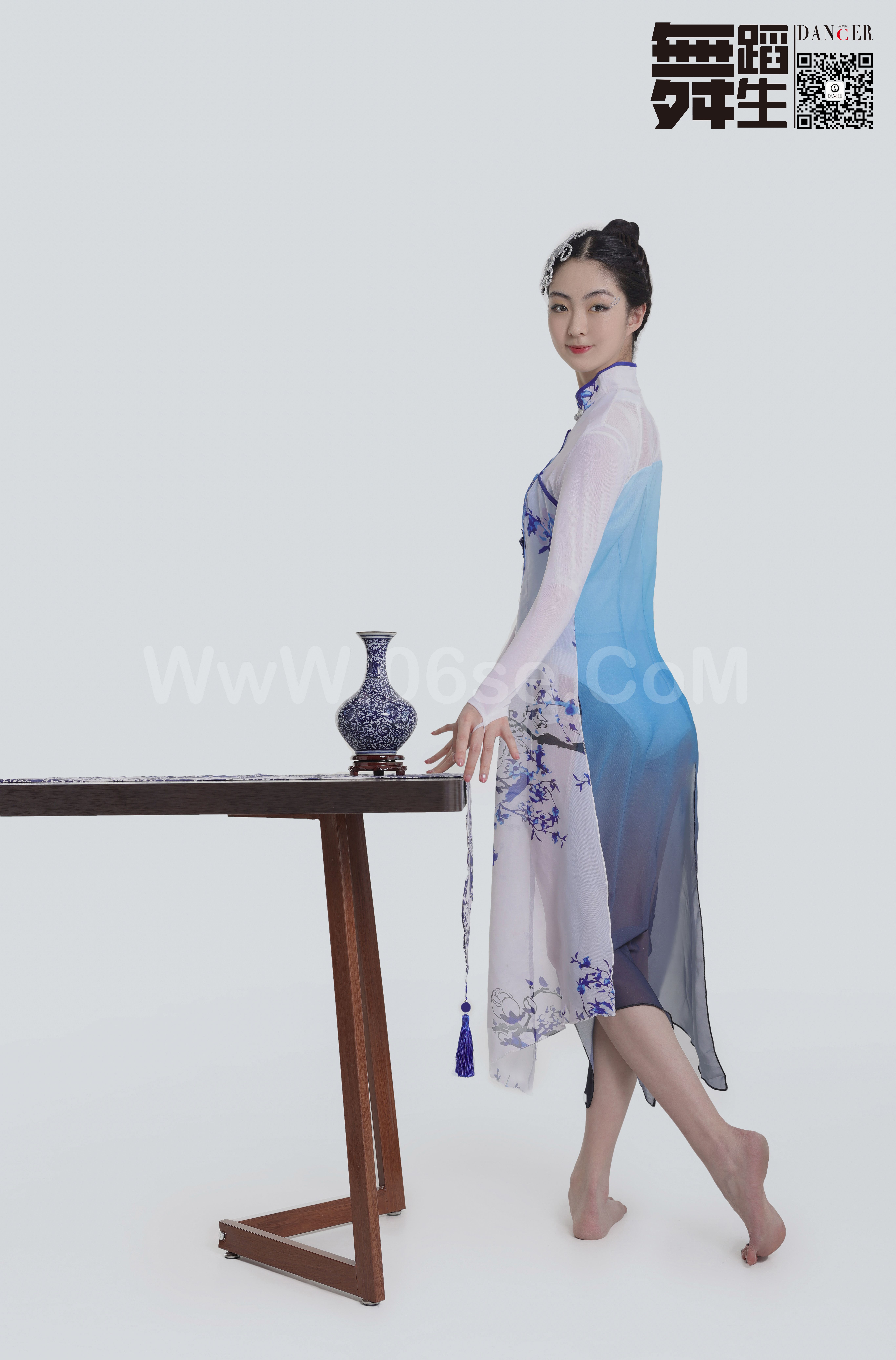 图片[25]-[GALLI嘉丽]舞蹈生日记 104 – 青花瓷 韩玉彤[43P／397MB]-六色网