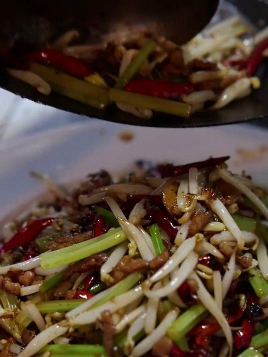 绿豆芽芹菜肉丝 简单好吃的家常菜