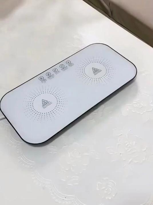 天气冷了，家里都需要这样的暖菜板，饭菜放上面就能持续保温加热