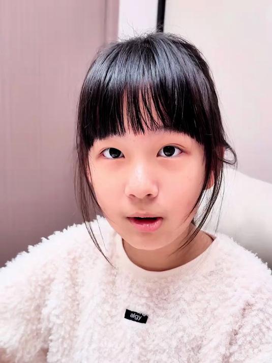 用彩铅画了一组敖丙