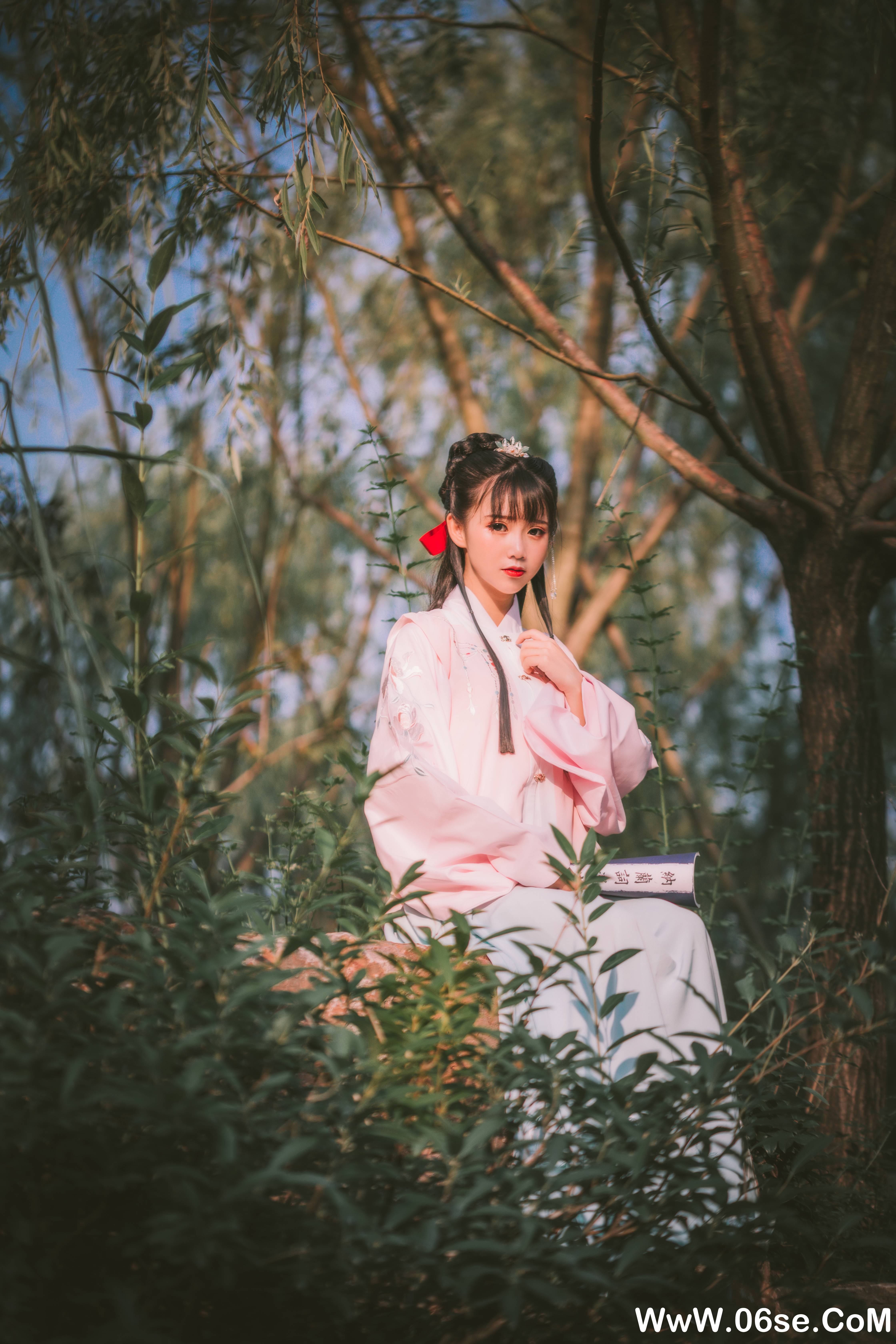 图片[2]-Coser面饼仙儿 NO.134 — 明治汉服 [22P320M]-六色网
