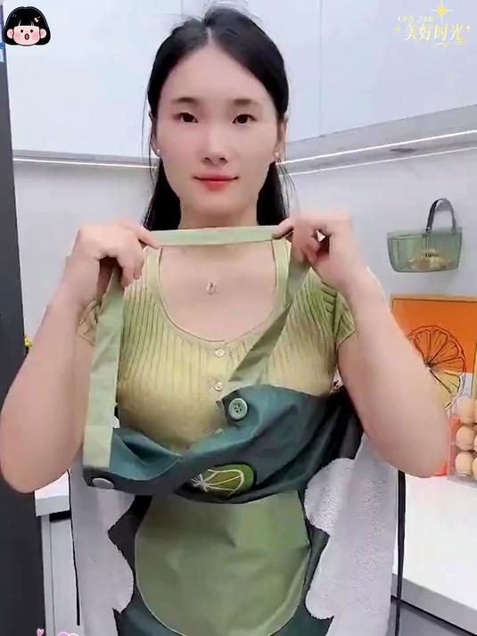 防水防油围裙 时尚配色 卡通柠檬图案还可以擦手哦 太 实用了吧