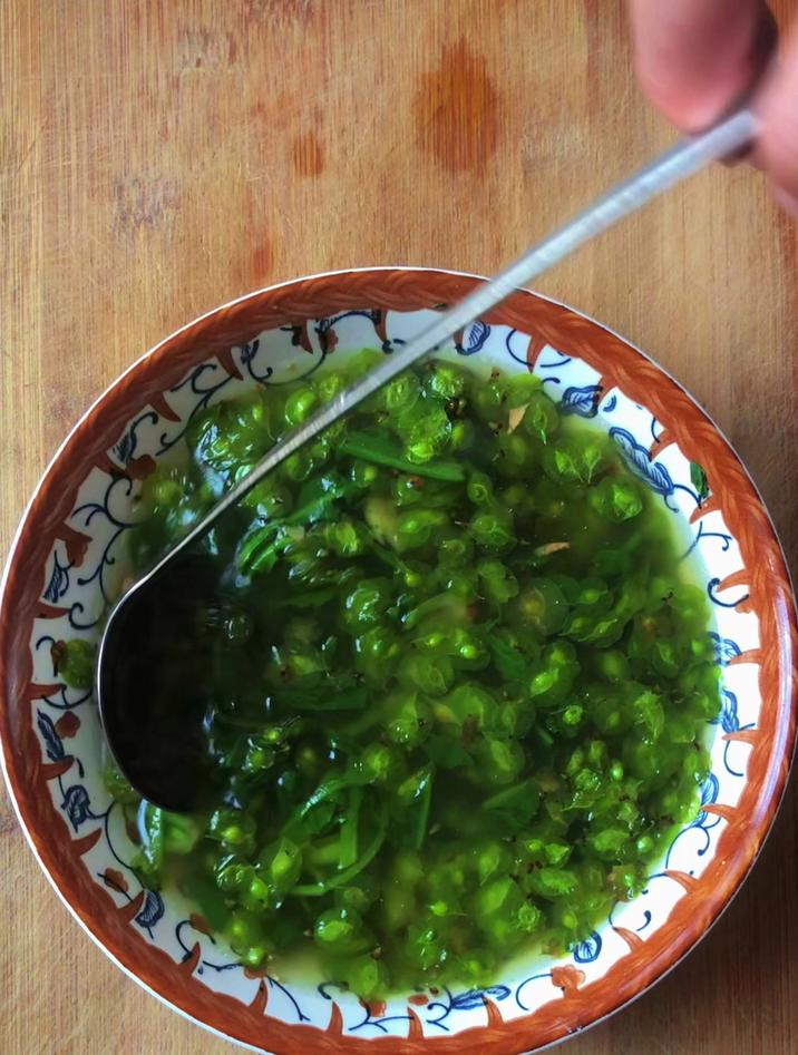 荠菜汤怎么做最好吃,分享一道荠菜榆钱汤