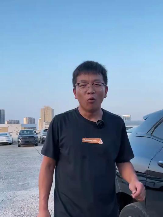 17年魏派VV7