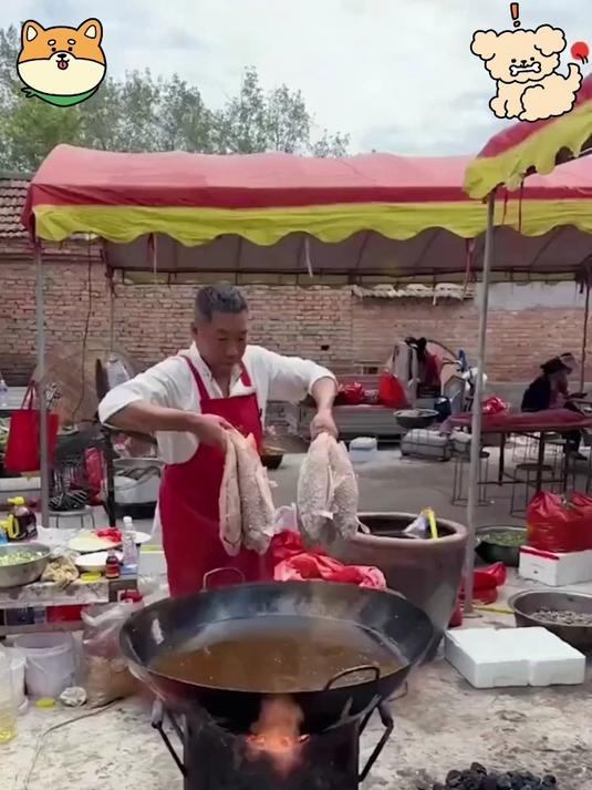 一口带鱼罐头,肉质紧实,海洋鲜味舌尖绽放!