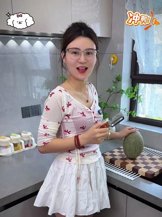 告别笨重刀具，木柄削皮刀轻便又高效