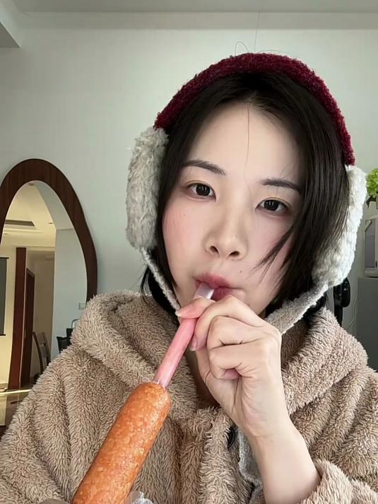 今天太不小心了,但是真豪赤 虾滑淀粉肠 淀粉肠 虾滑