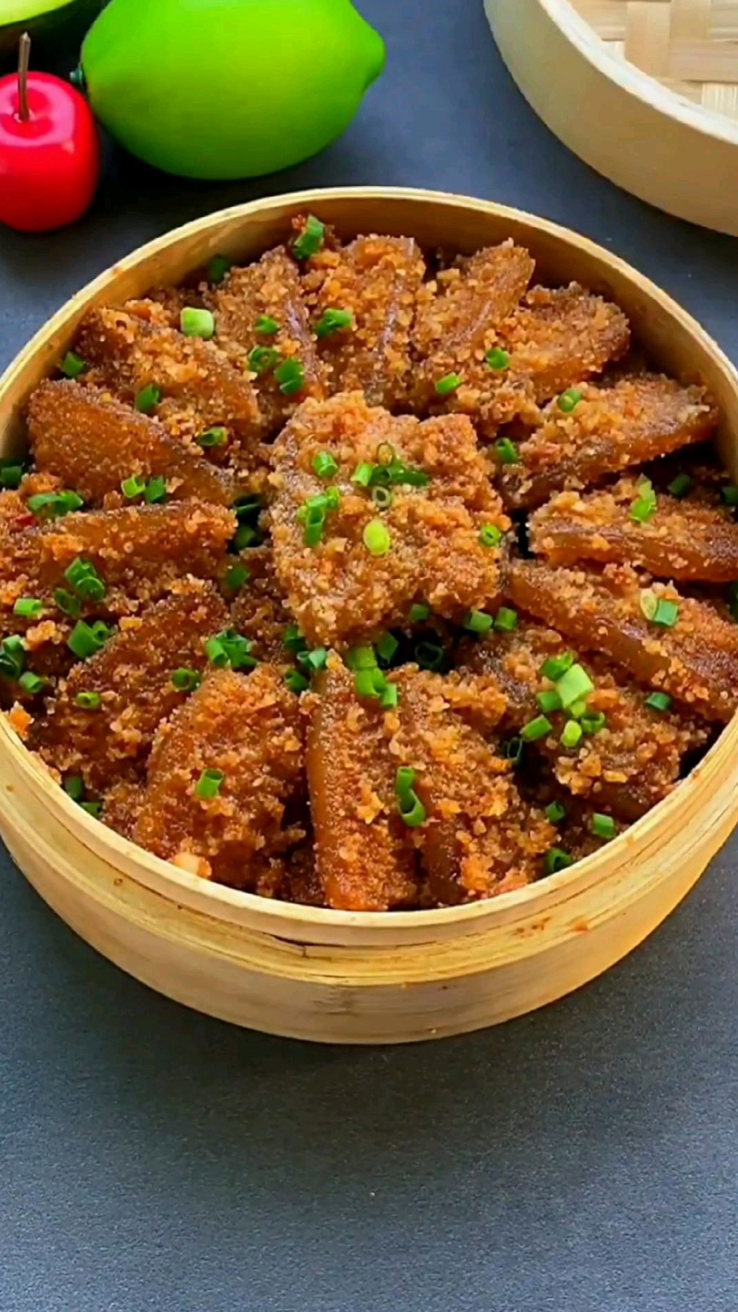 粉蒸肉这样做超好吃,香气扑鼻,蒸了一笼一上桌就被抢光了