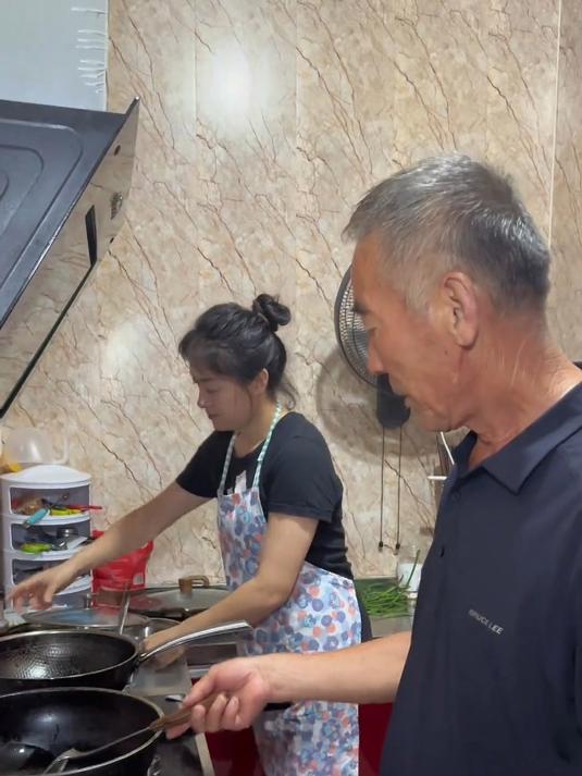 花样馒头的做法,肉花卷