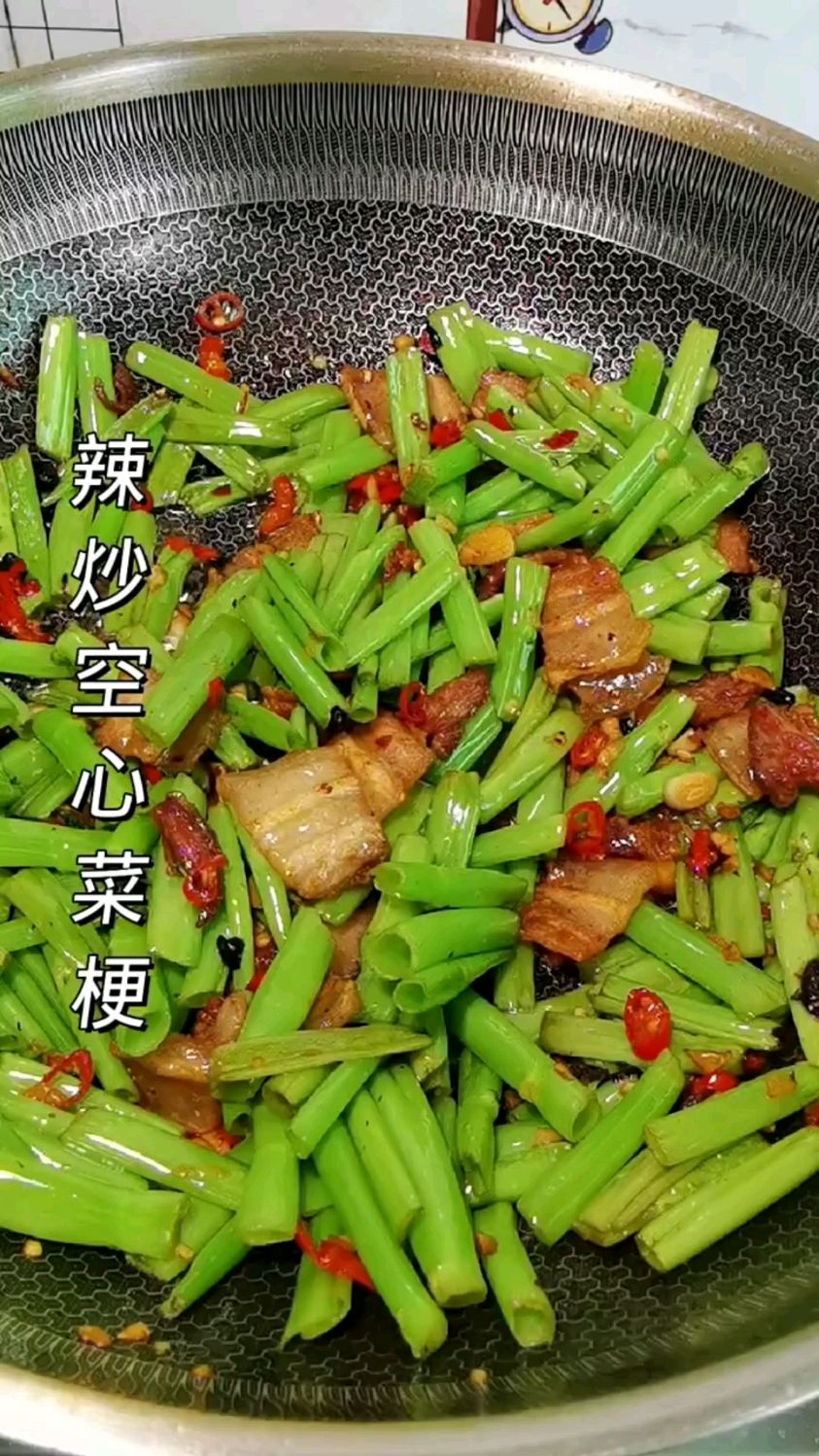 空心菜梗这样做,真的特别下饭