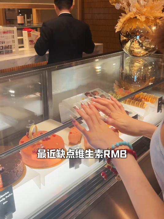 新加坡留学生酒店自助餐15新剩菜盲盒