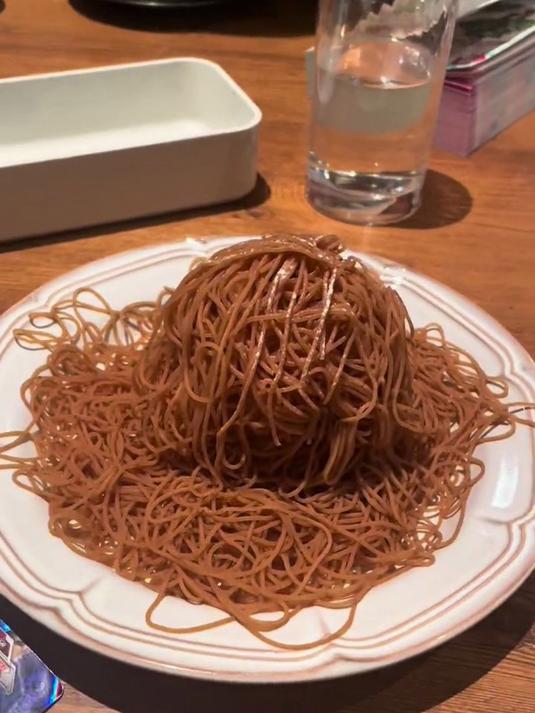 蒙布朗栗蓉蛋糕！