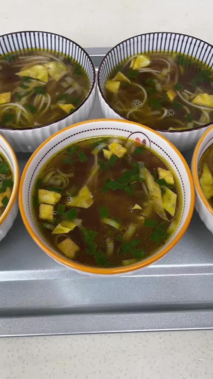 乾县浇汤面,也叫一口香