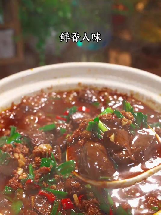 下次想吃鸭血不知道怎么做,就像这样做个韭菜肉末烧豆腐