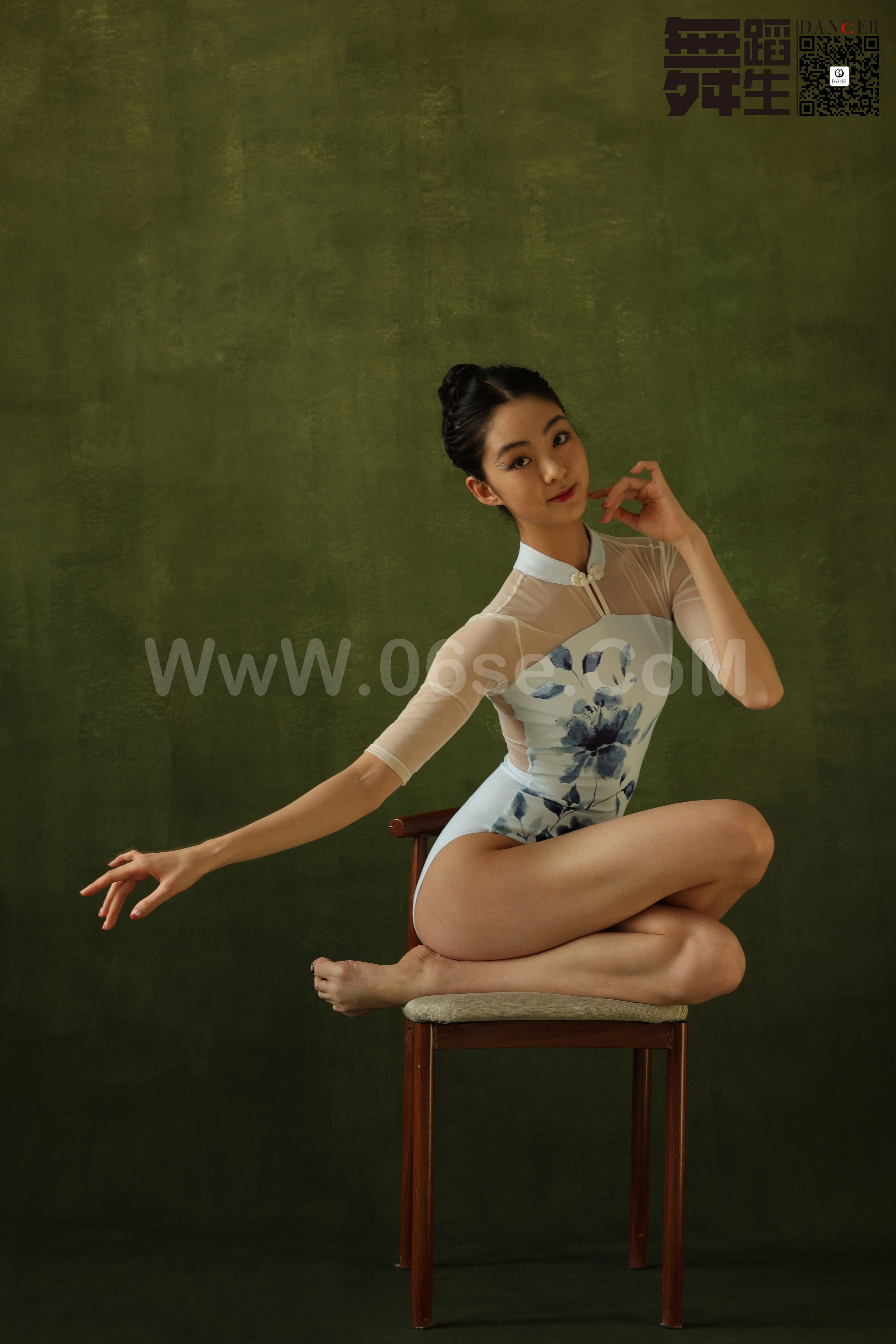 图片[33]-[GALLI嘉丽]舞蹈生日记 106 – 画[46P／327MB]-六色网