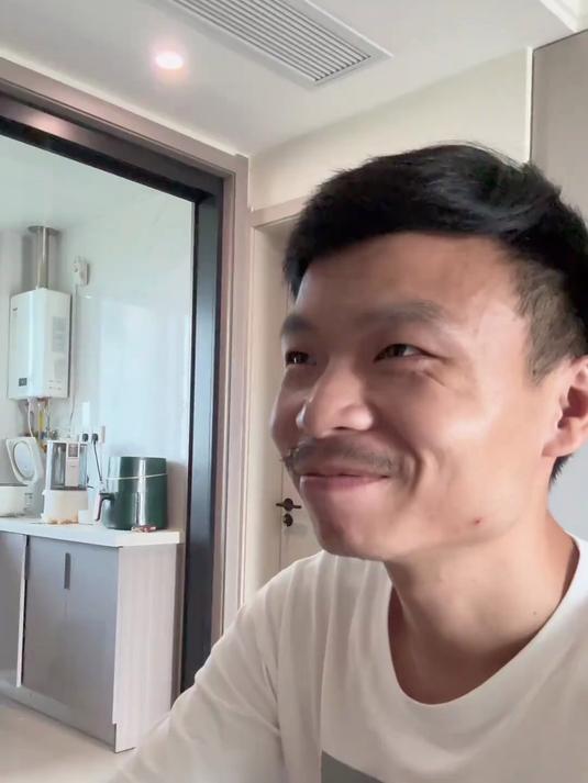 这是个让人终身难忘的面条蛋糕