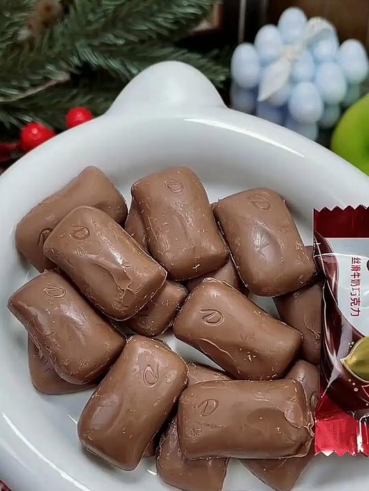 德芙丝滑牛奶巧克力好吃到停不下来